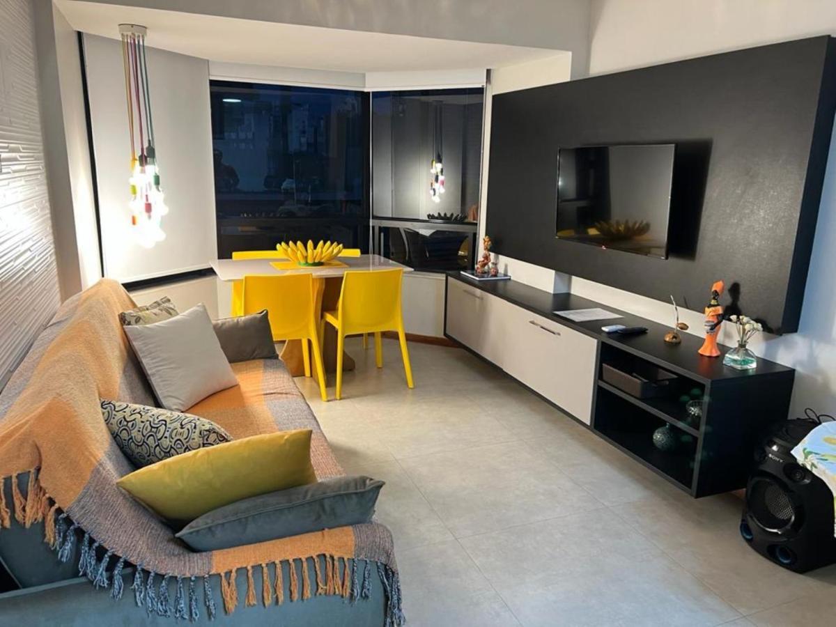Apartamento Excelente Localizacao Na Barra -Climatizado-Garagem Salvador de Bahía Exterior foto