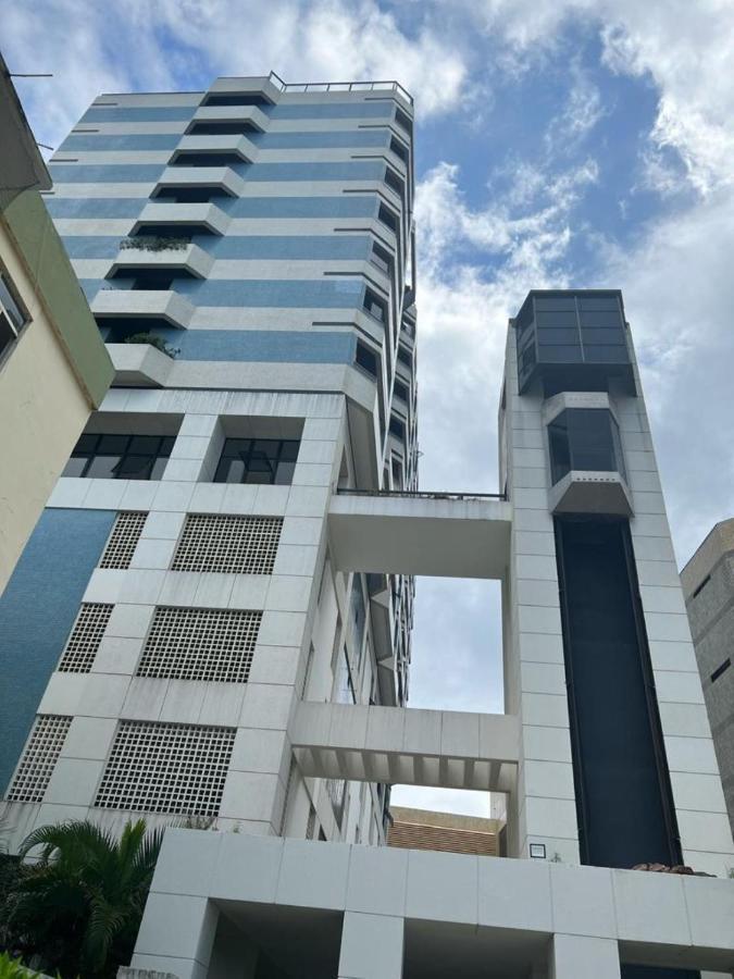 Apartamento Excelente Localizacao Na Barra -Climatizado-Garagem Salvador de Bahía Exterior foto